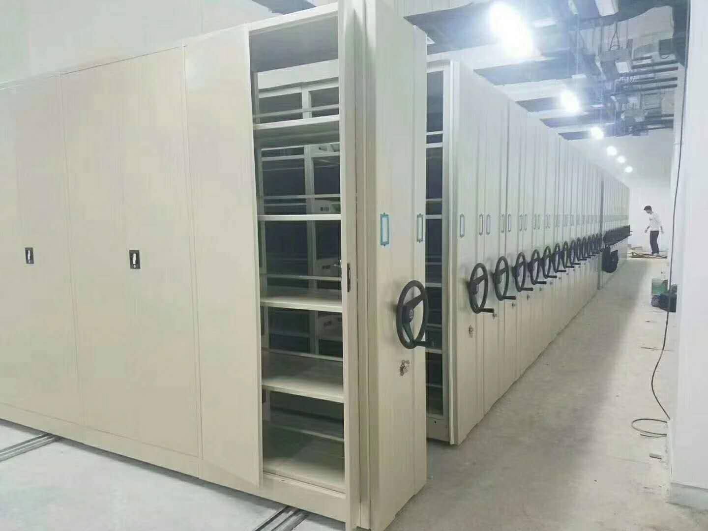 檔案密集架柜采用最新技術(shù)有利保障使用人員安全.jpg 檔案密集架柜采用最新技術(shù)有利保障使用人員安全.jpg