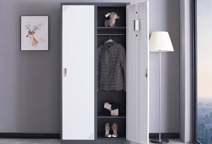 更衣柜.jpg 更衣柜.jpg